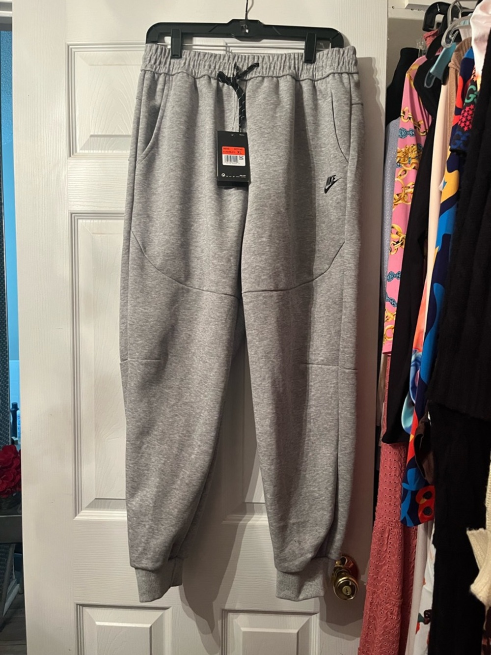 XL Gray Nike Tech Set - Picture 5 of 5